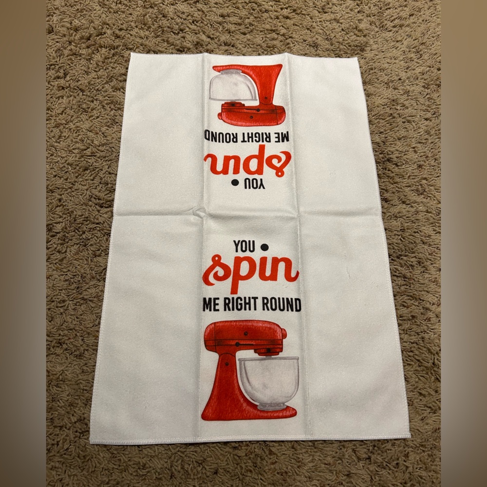 Source Unknown White and Red Kitchen Towel